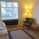 32 Tungata Apartments