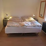 32 Tungata Apartments