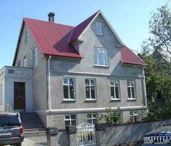 32 Tungata Apartments