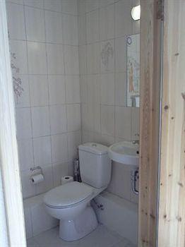 32 Tungata Apartments